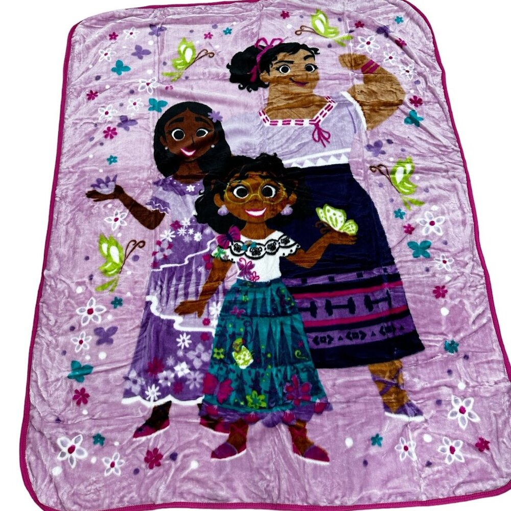 Encanto Family Madrigal Extra Soft Plush Twin Sized Blanket
